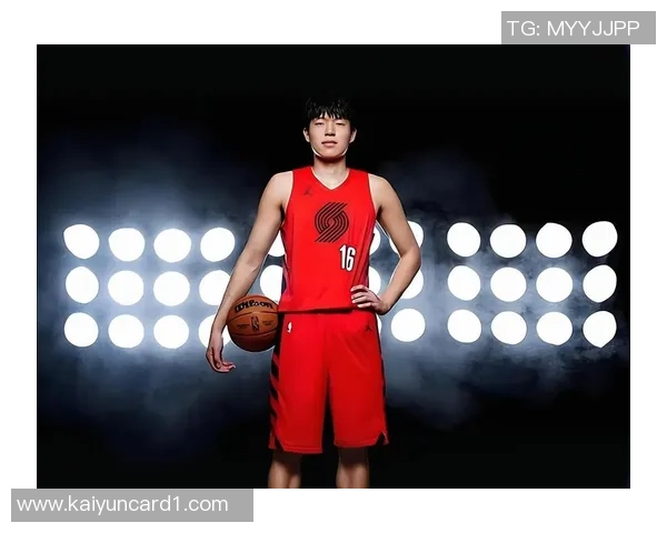 斯普利特盛赞杨瀚森传球能力认为他具备精英潜力与进一步提升空间 斯普利特盛赞杨瀚森传球能力认为他具备精英潜力与进一步提升空间