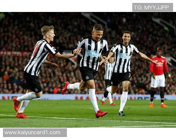 拜仁与英超球队争抢雨果拉尔森转会费预计在5000万至5500万欧元之间 拜仁与英超球队争抢雨果拉尔森转会费预计在5000万至5500万欧元之间